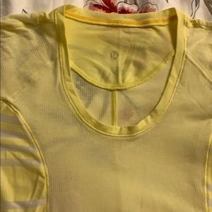 🍋 Lululemon top